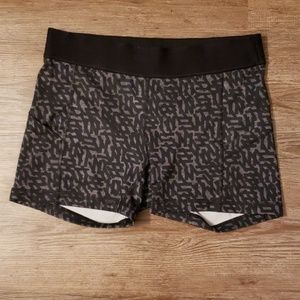 Lululemon 🍋 What the Sport Shorts, Sz 8